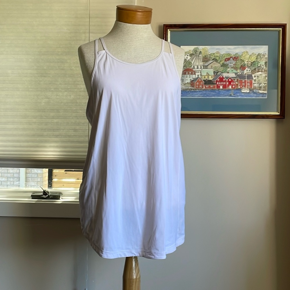 Lululemon workout top
